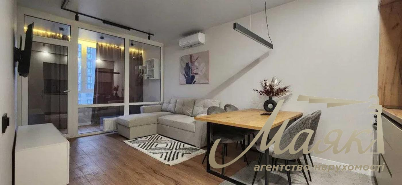 Продажа 2к квартиры (70м²) в ЖК "Варшавский плюс"