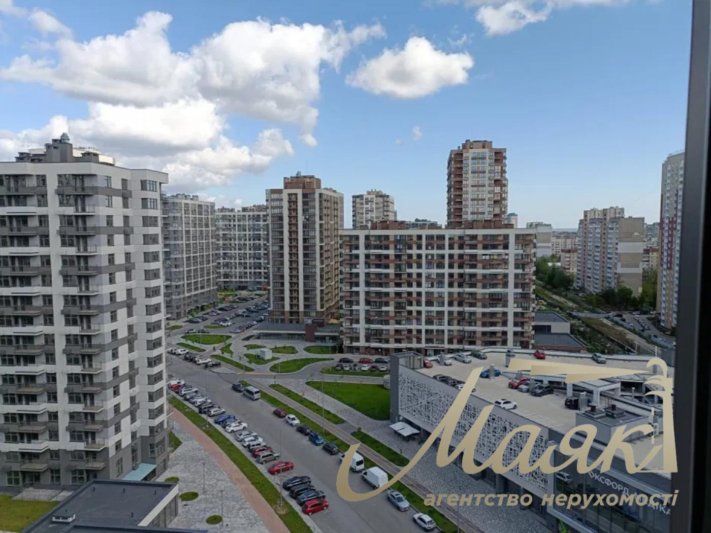 Продажа 2-комнатной  квартиры ЖК Варшавский 2, ул.Межевая, Ветряные Горы, Киев