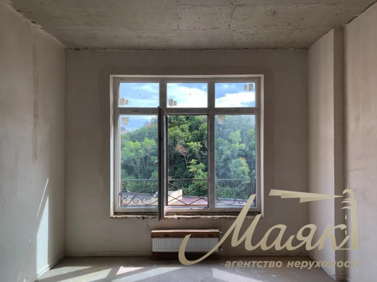 Продається квартира в 52 Перлині (ЖК Печерськ Плаза)