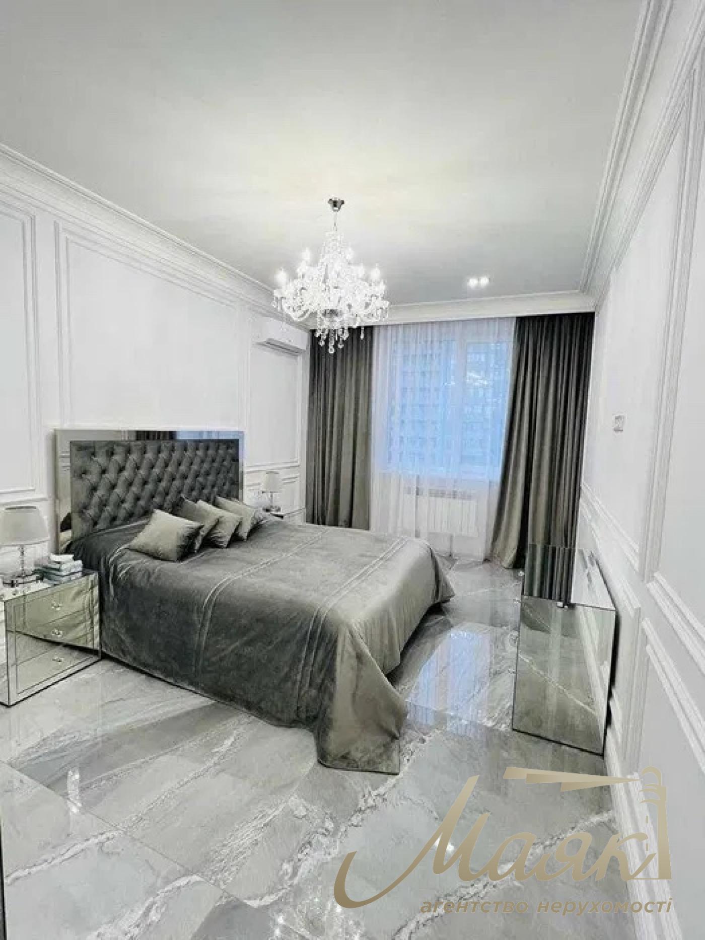 Продається 2 кімнатна квартира на Печерську