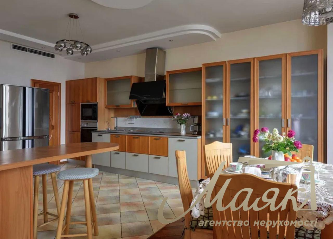 Продаж 7-кімнатної квартири Жилянська 59 ЖК Дипломат Хол