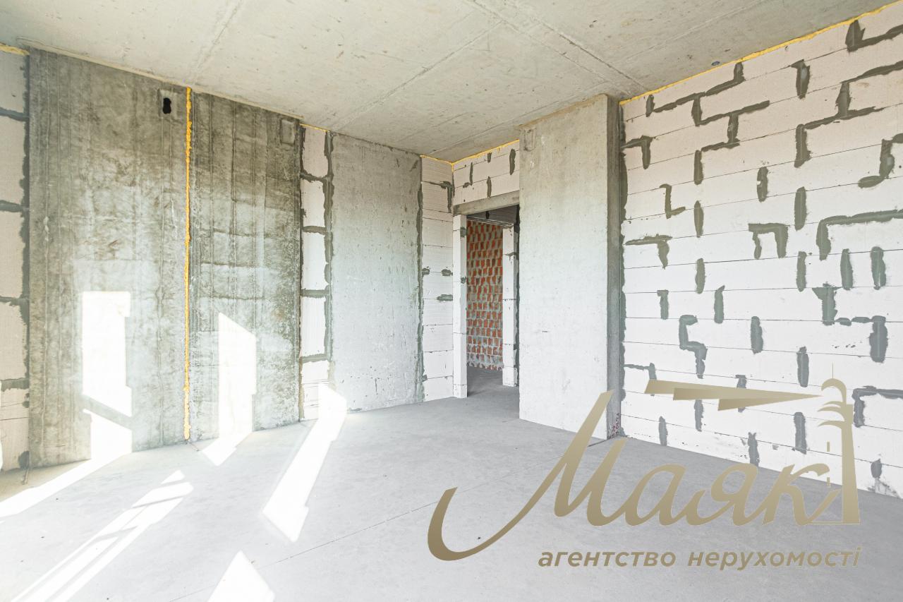 Продається дворівнева квартира в ЖК Кришталеві джерела