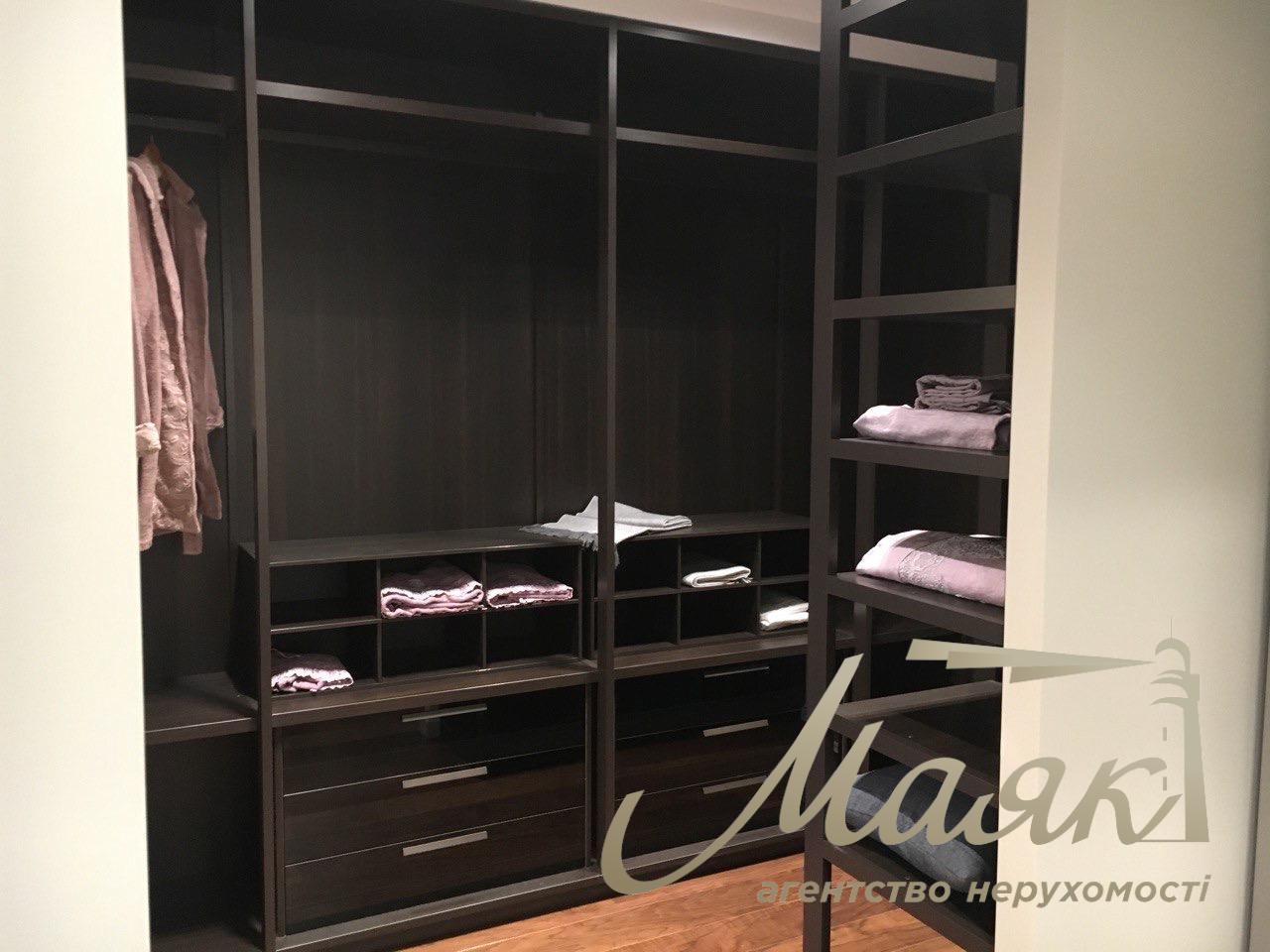 Продаж 2-ох кімнатної квартири в ЖК Бульвар Фонтанів