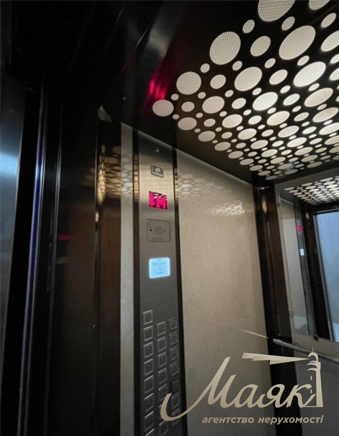 Продаж 7-к квартири 325 м2 у ЖК "БУЛЬВАР ФОНТАНІВ", вул. Саперне поле 3, м. Київ