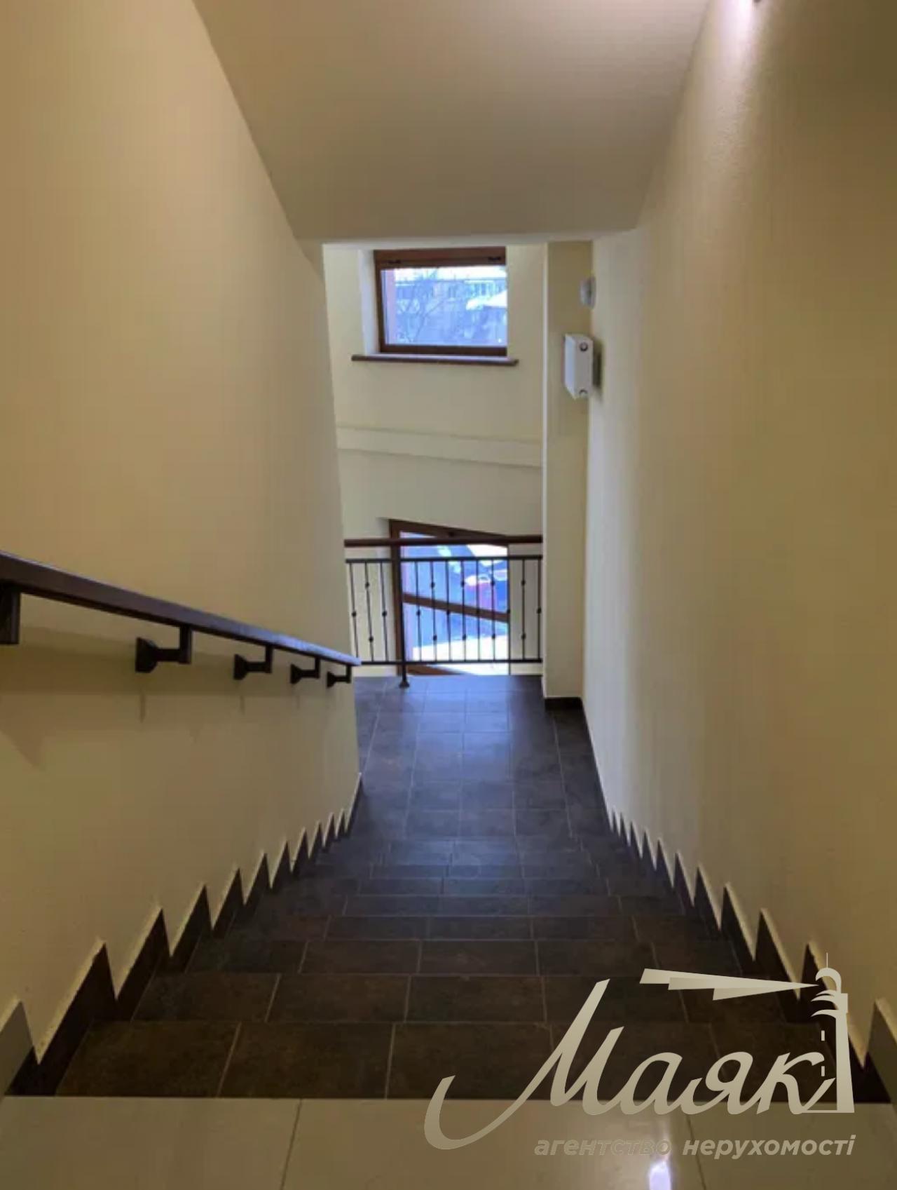 Продається квартира в 52 Перлині (ЖК Печерськ Плаза)