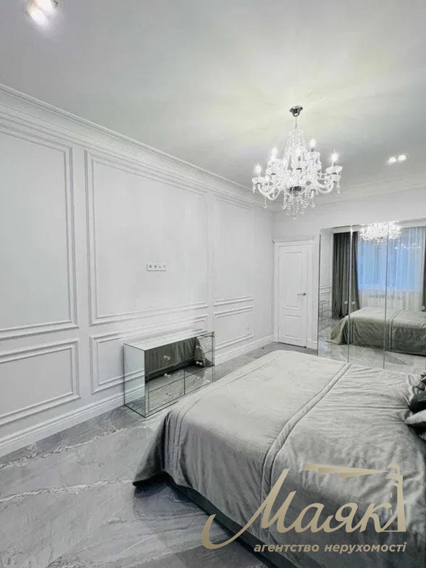 Продається 2 кімнатна квартира на Печерську