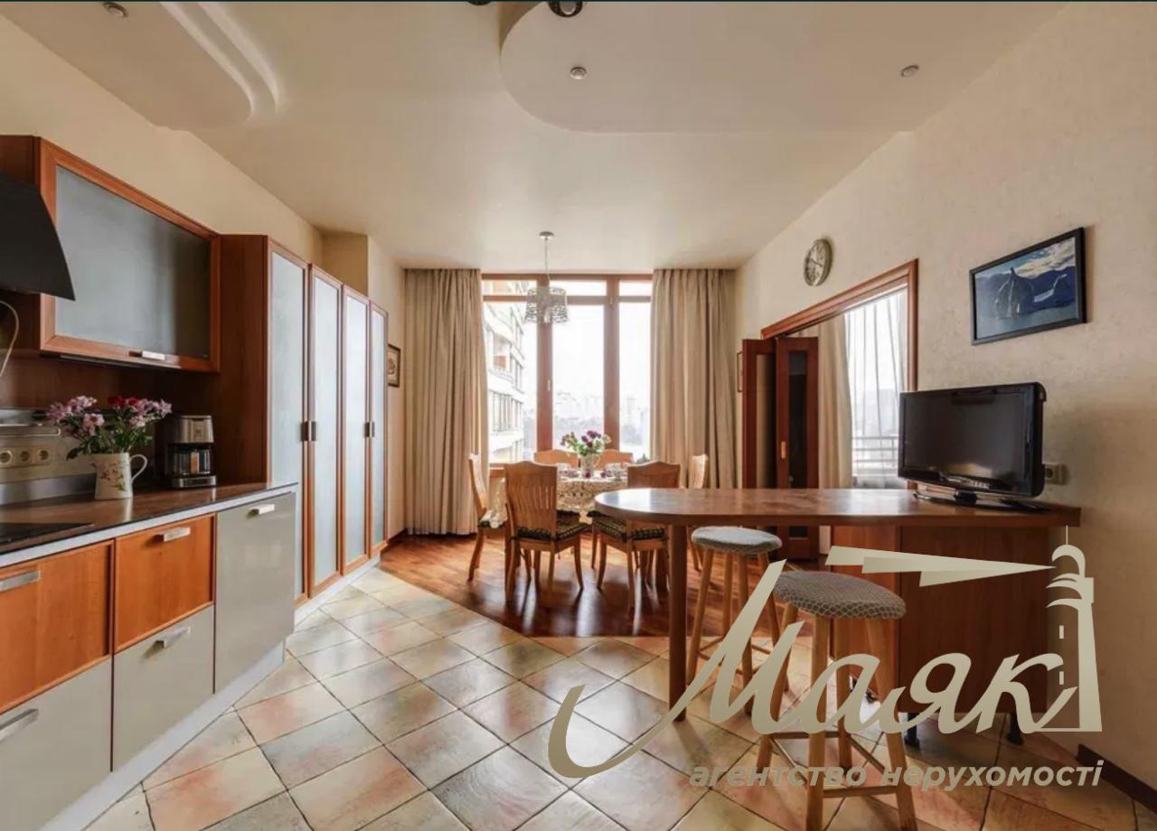 Продаж 7-кімнатної квартири Жилянська 59 ЖК Дипломат Хол