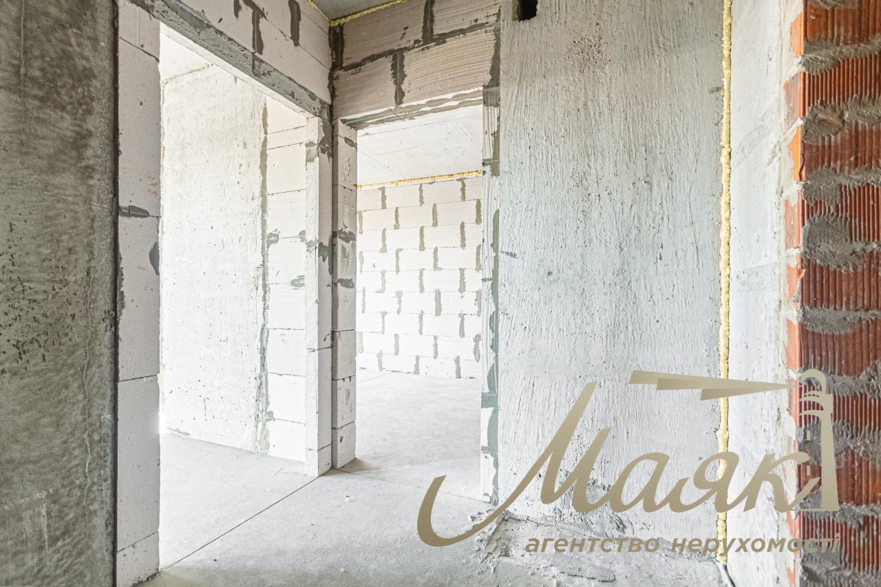 Продається дворівнева квартира в ЖК Кришталеві джерела