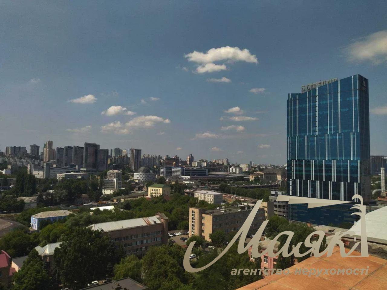 Продаж 7-кімнатної квартири Жилянська 59 ЖК Дипломат Хол