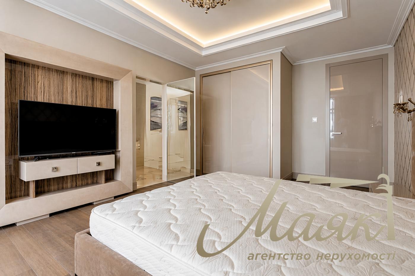 Аренда видовой квартир в ЖК Новопечерские Липки