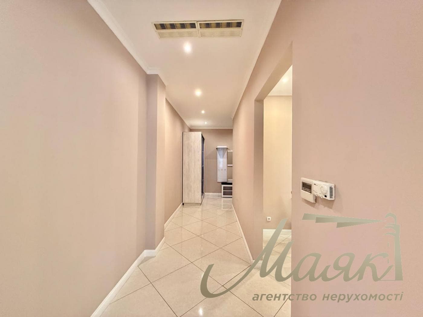 Продажа 2-комнатной квартиры с ремонтом, 88 м², в клубном доме Botanic House (Ботаник Хаус), Печерск, Болсуновская, 23
