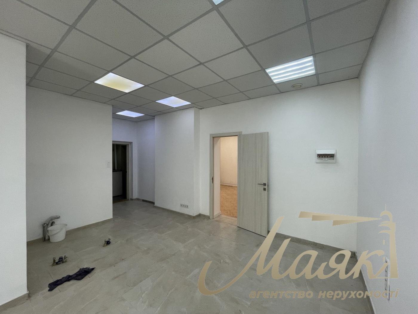 Rent of facade premises 75 sq.m, Antonovycha st. 157. Center. Kyiv