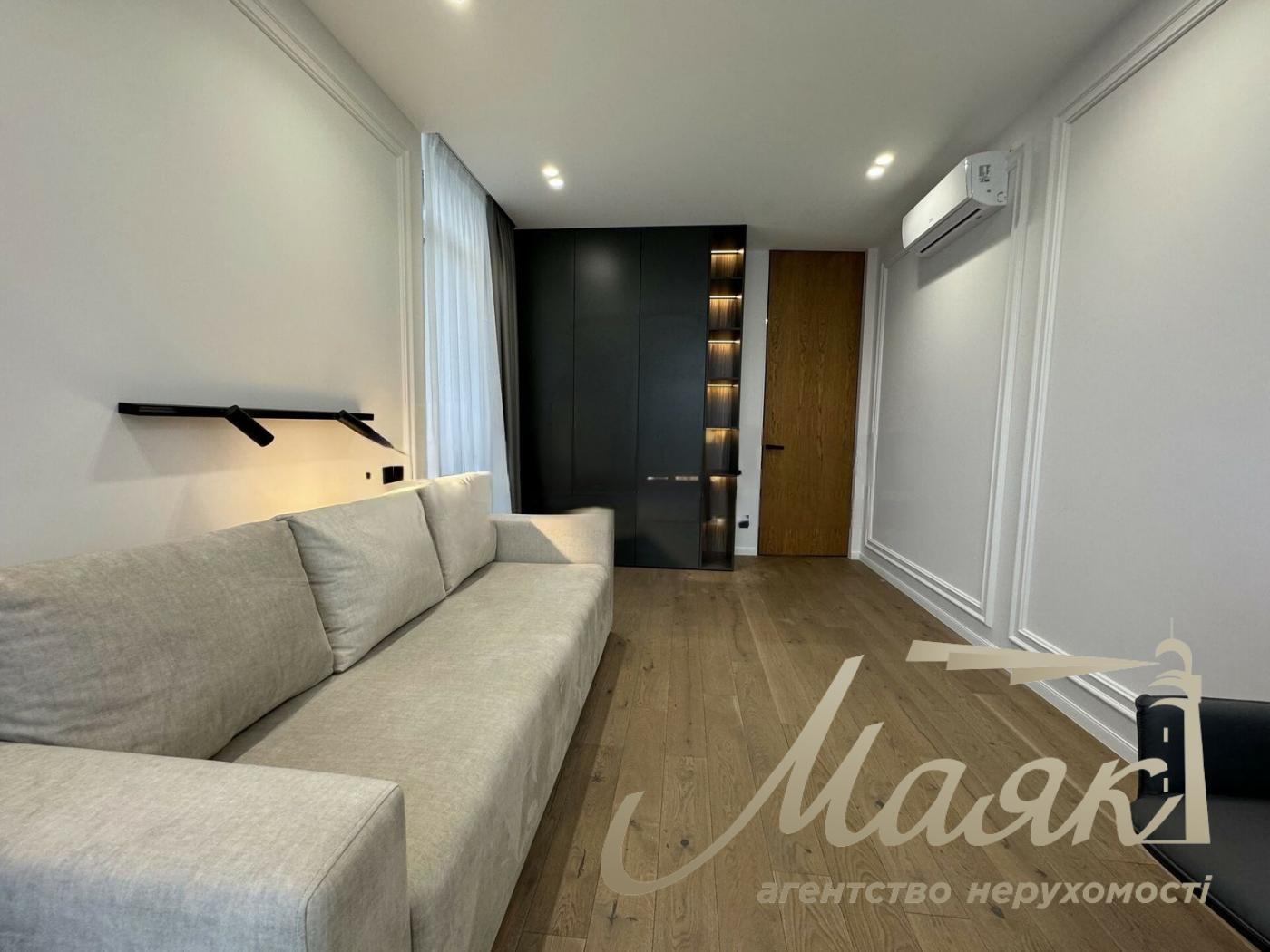 Продажа 3х-комнатной квартиры 81м2 в ЖК "Французский квартал 2" с ремонтом, Предславинская 44, Печерск