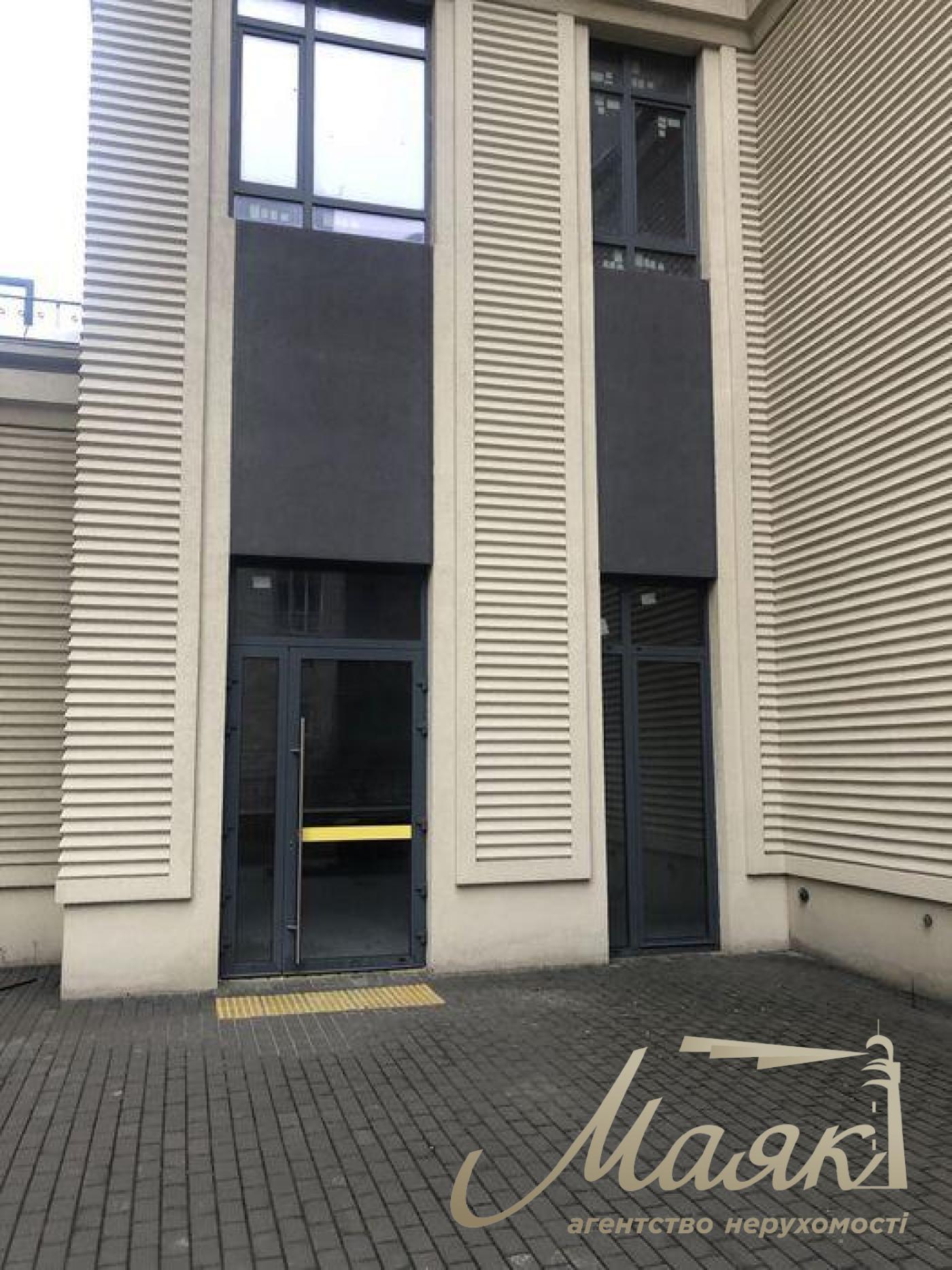 Аренда помещения 134 кв.м. в ЖК Камертон