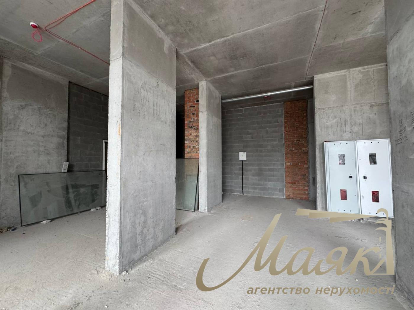 Commercial rent, facade, 79m2, LCD Sweetlopark.