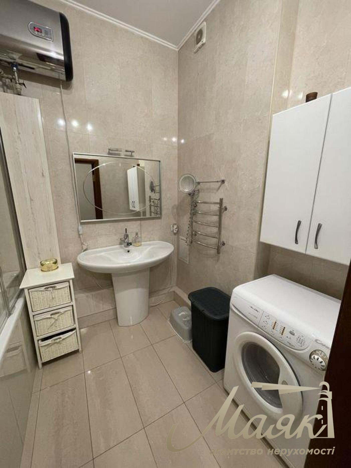 Оренда 3-к квартрири вул. Шота Руставеллі, Печерський р-н