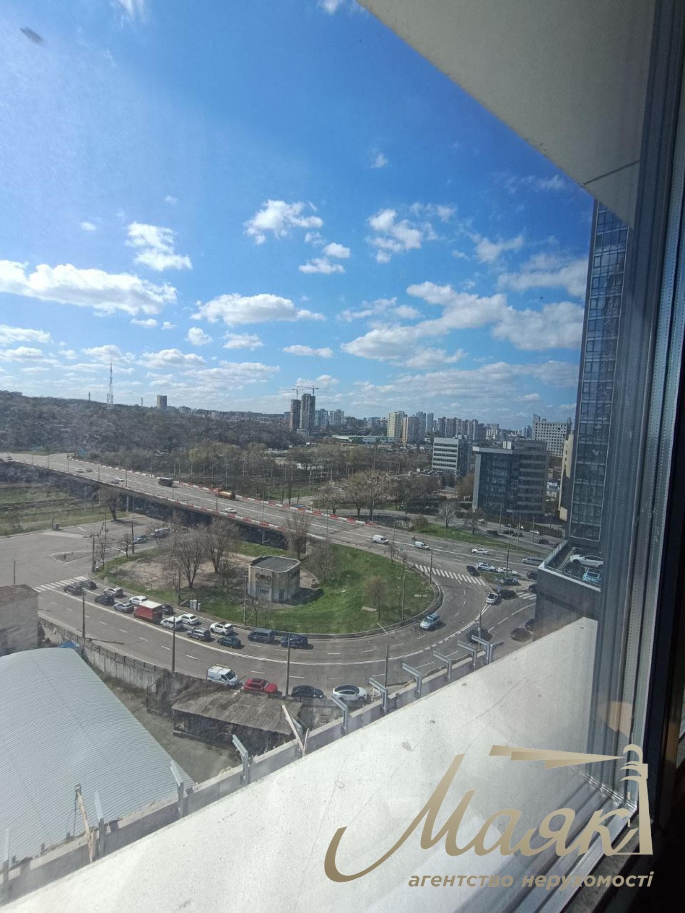Продаж 3-к квартири в ЖК Едельвейс, Печерськ, Звіринецька