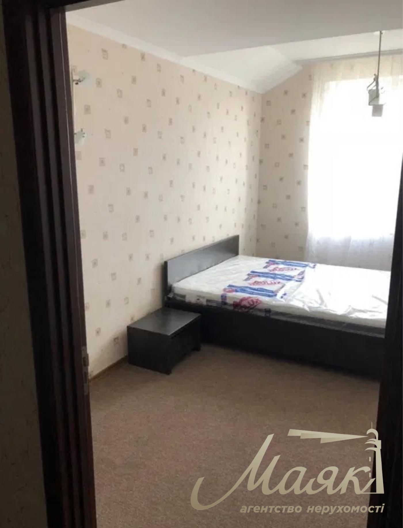 Rent a house 300m2 in the village of Kozin, ulitsa Nova,70