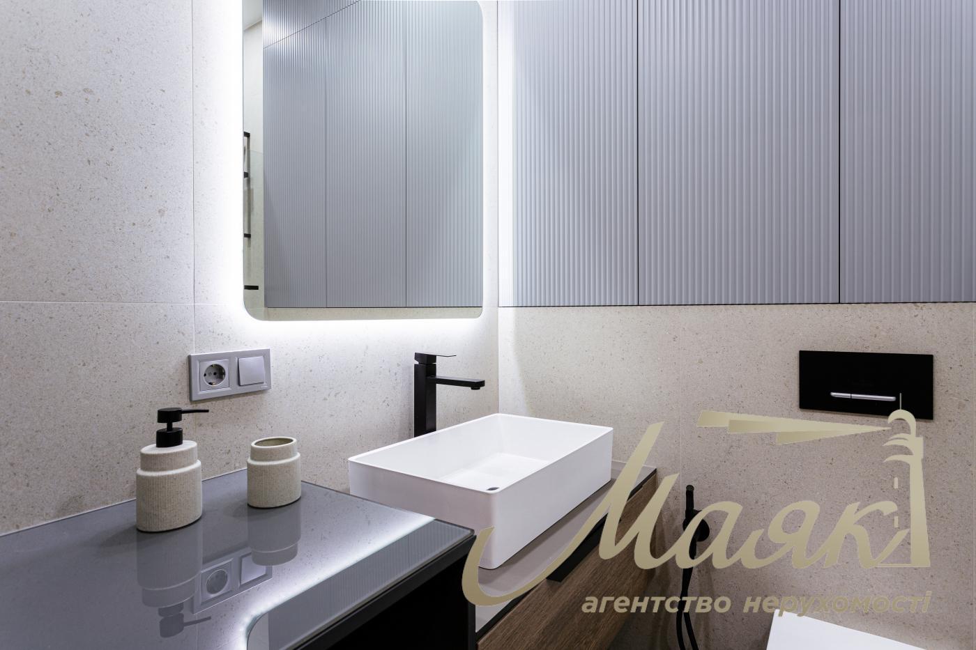 Продаж 3х-кімнатної квартири 86 м2 в ЖК "ЖК RESIDENT Concept House" Володимирська 86а, Київ