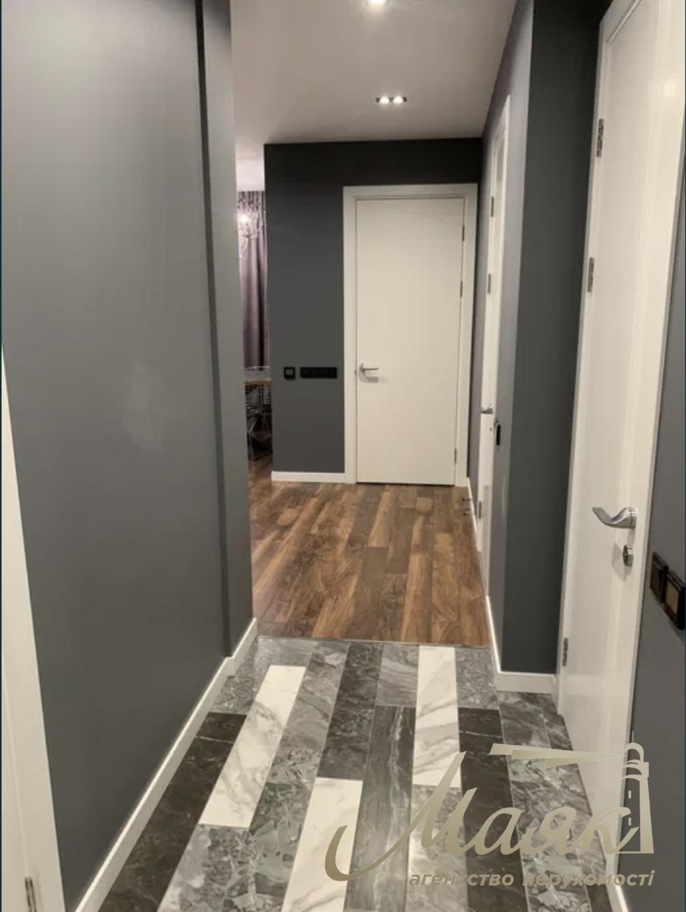 Продаж 3-кімнатної квартири в ЖК Французький квартал 2