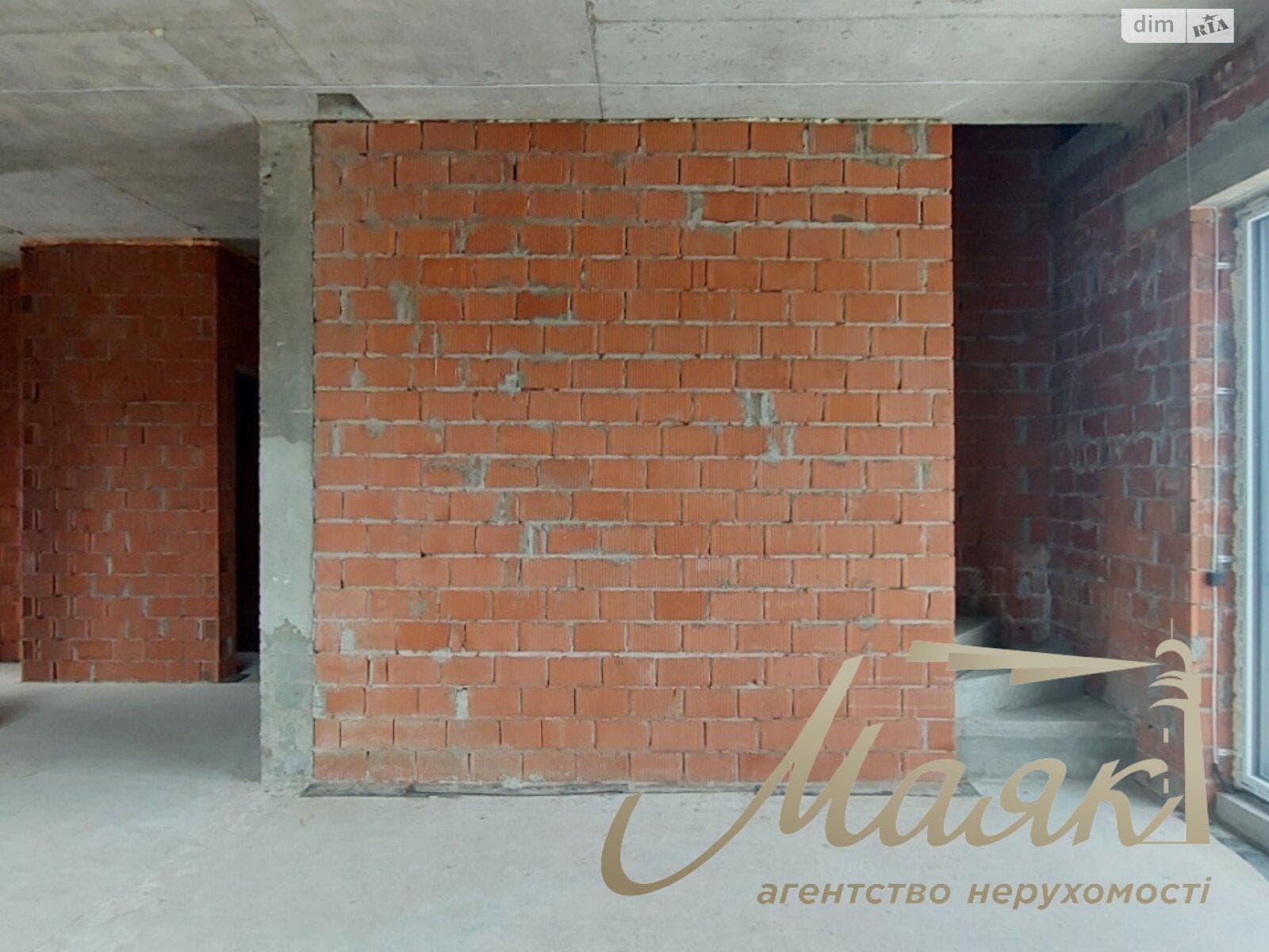 For sale 2 storey house with a plot of 5 hectares, 163 sq. m, 4 rooms, on Marshal Voroshilova St. - ID 33446966