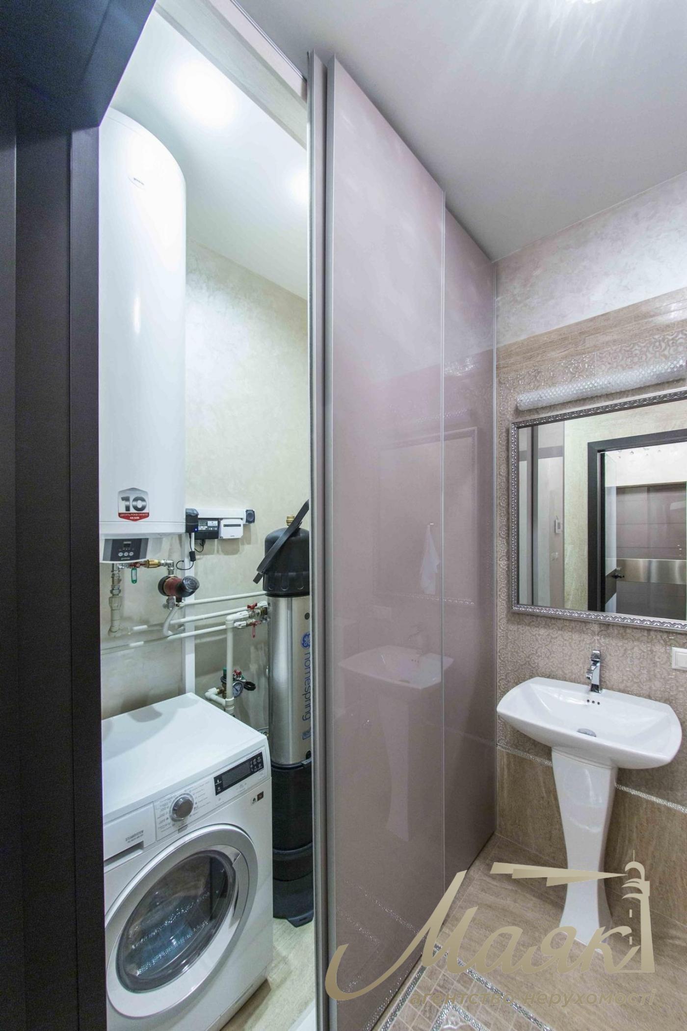 Продажа 3-к квартиры 140 м2 в ЖК "Престиж Холл", ул. Василия Тютюнника (Барбюса Анри), г. Киев