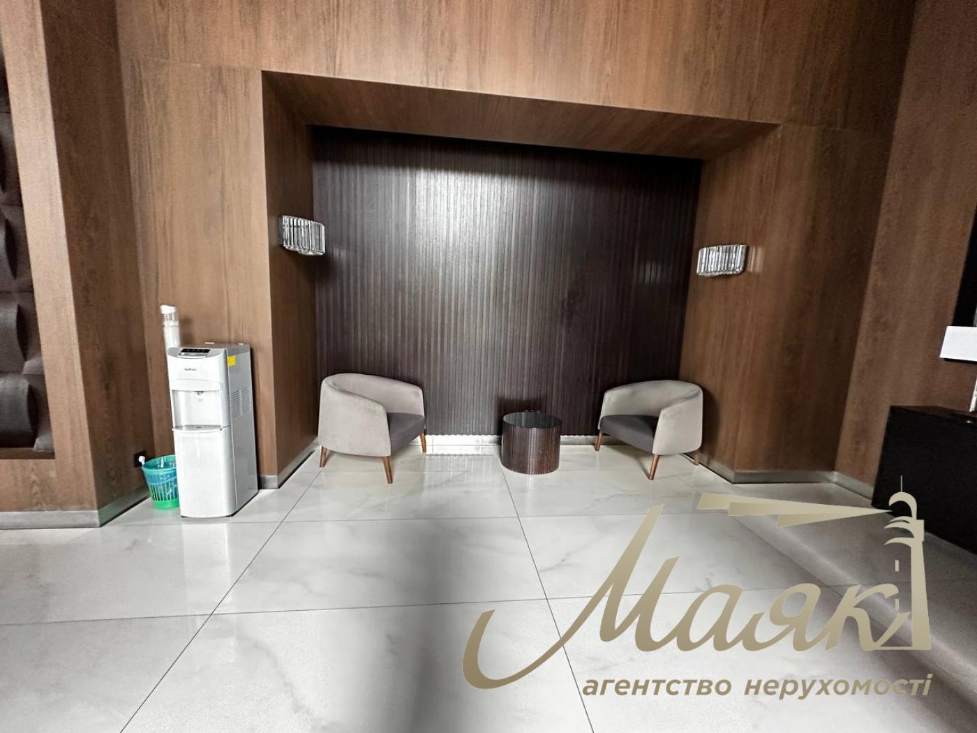 Sale of 4-room apartment 177m2+terrace in residential complex “Central park”