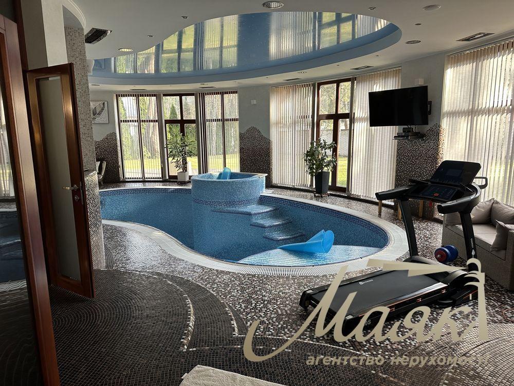 Оренда затишного будинку площею 560 кв.м у с.Козин (Конча-Заспа).