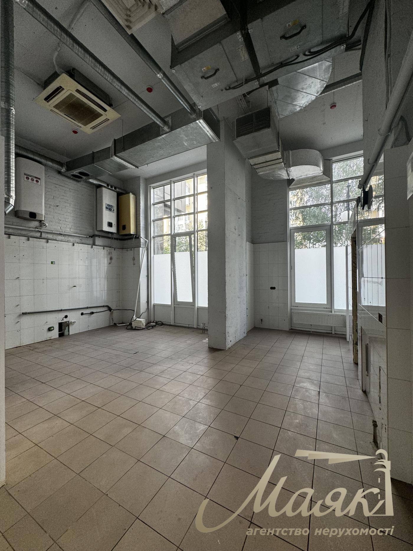 Lease of front commercial premises Residential Complex Novopecherskie Lipki