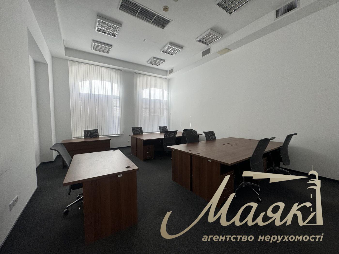 Аренда офисного помещения 336м2 в бизнес центре, ул. Бульварно- Кудрявская, м. Золотые ворота