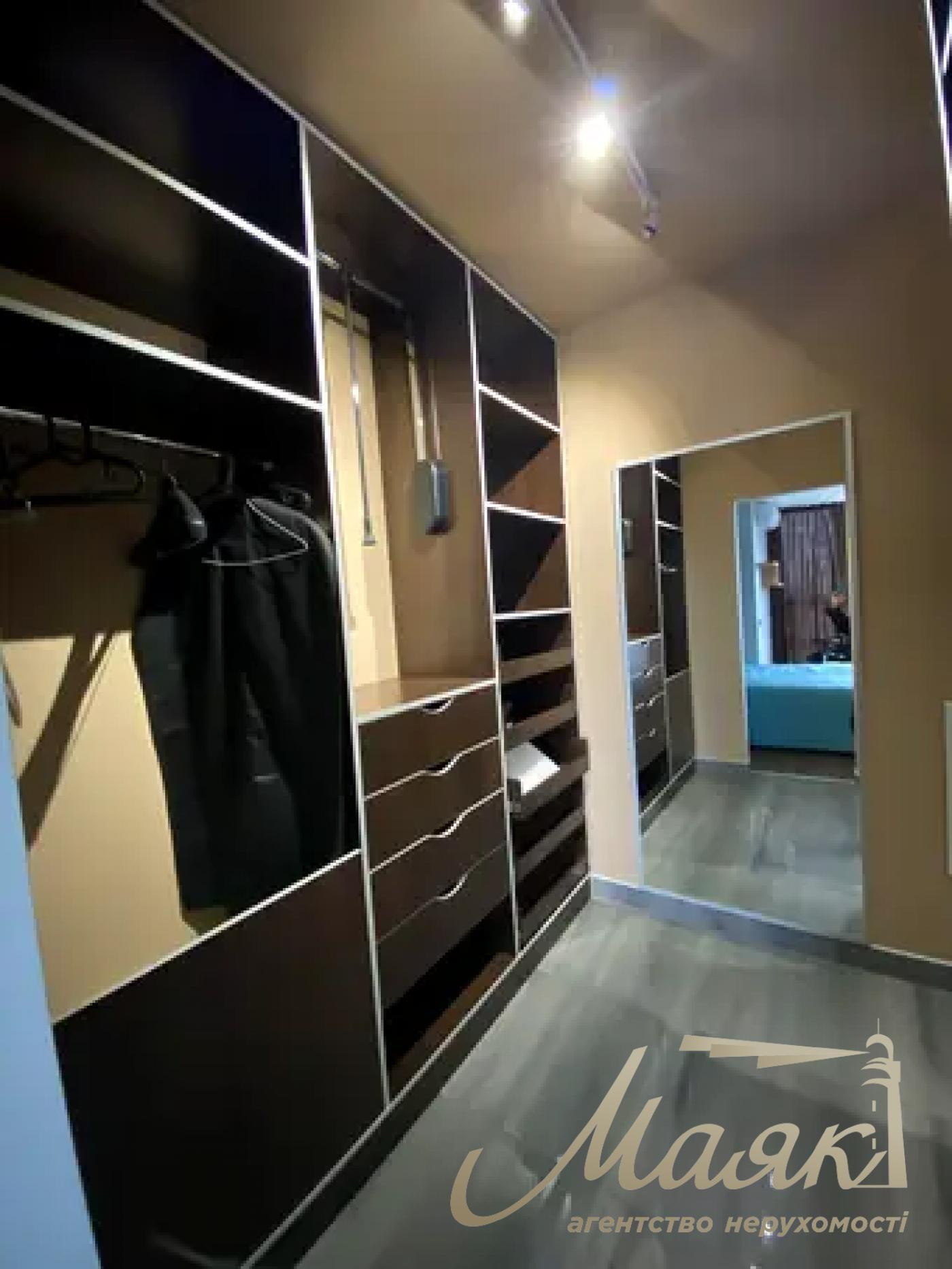 Оренда 2 кімнатної квартири в Жк Либідь, вул. Казимира Малевича 89, Голосіївський район