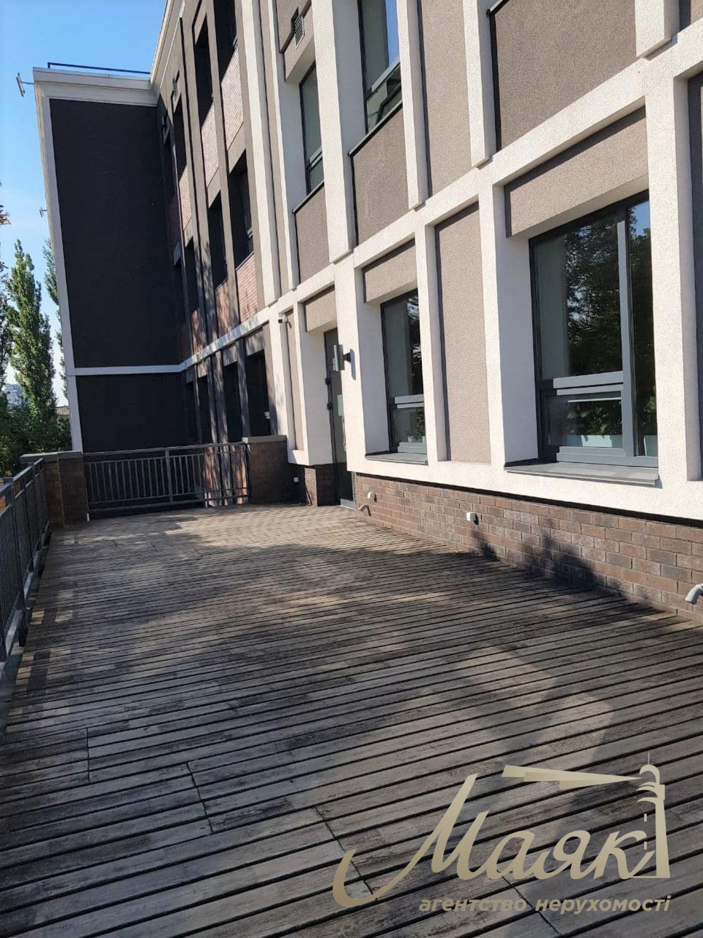 Аренда офиса 648 м2 в БЦ на Дорогожичах, возле метро