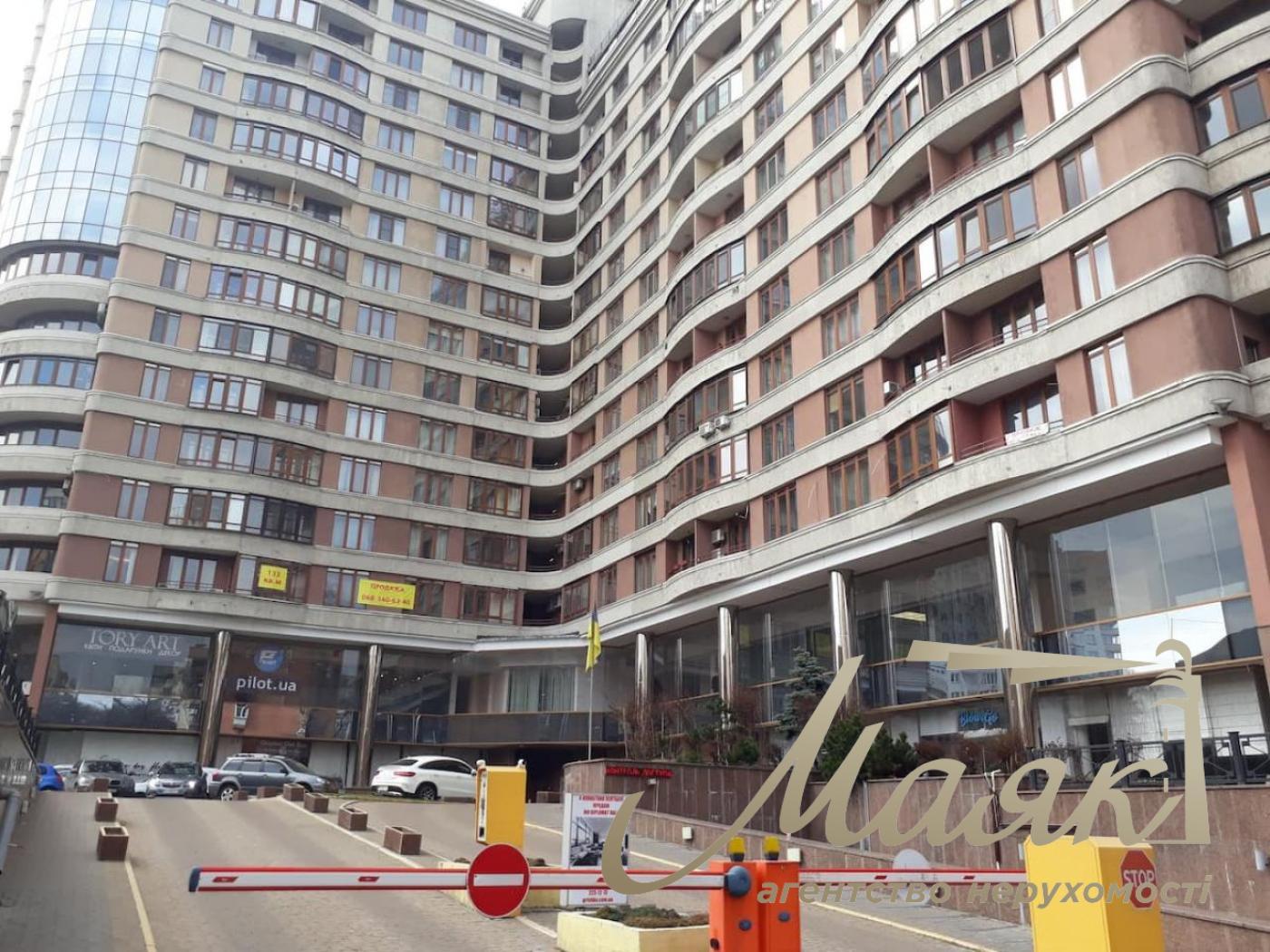 Продаж 4-х кімнатної квартири, 160 м2 у ЖК Diplomat Hall Дипломат Хол Жилянська