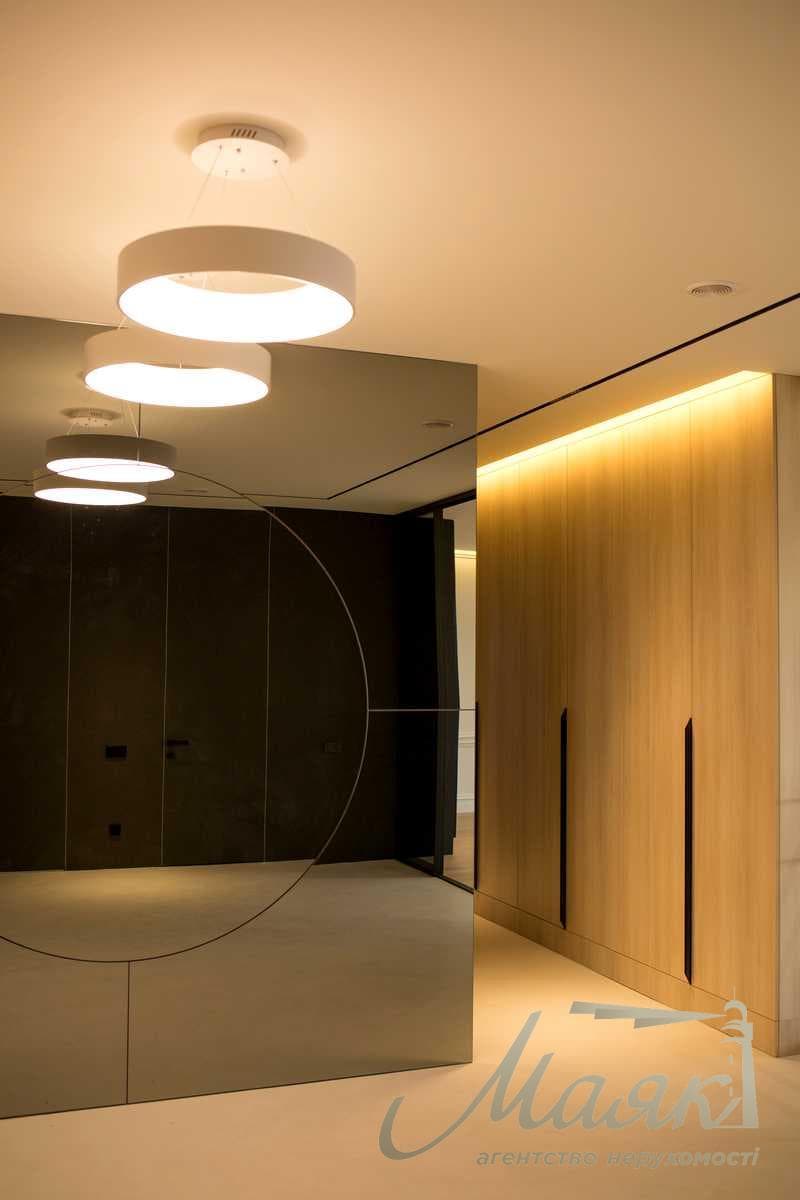 Оренда офісу (200 м²) у ЖК «Carnegie Tower», вул. Кловський спуск, 7. Печерський район