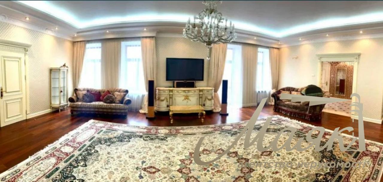 Продаж 3-х кімн. квартири, 278 м2, на вул. Городецького