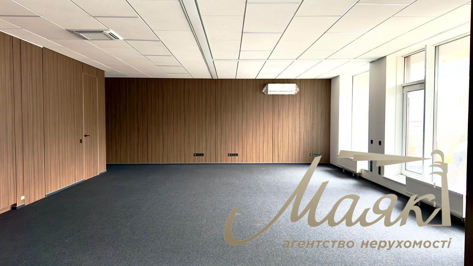 Оренда комерційного приміщення 105м2 у ЖК Шевченківський