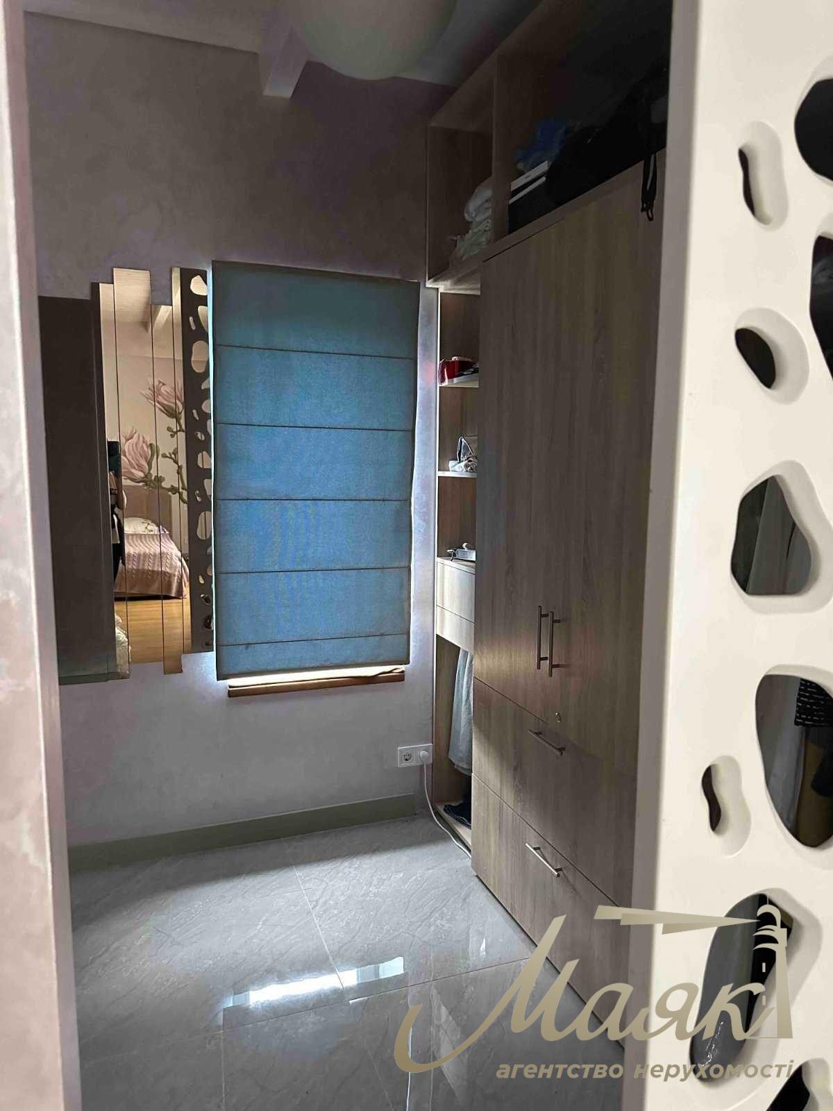 Продажа дома 245 м², 30 соток в Голосеевском районе (Конча-Заспа, хутор Мрыги)