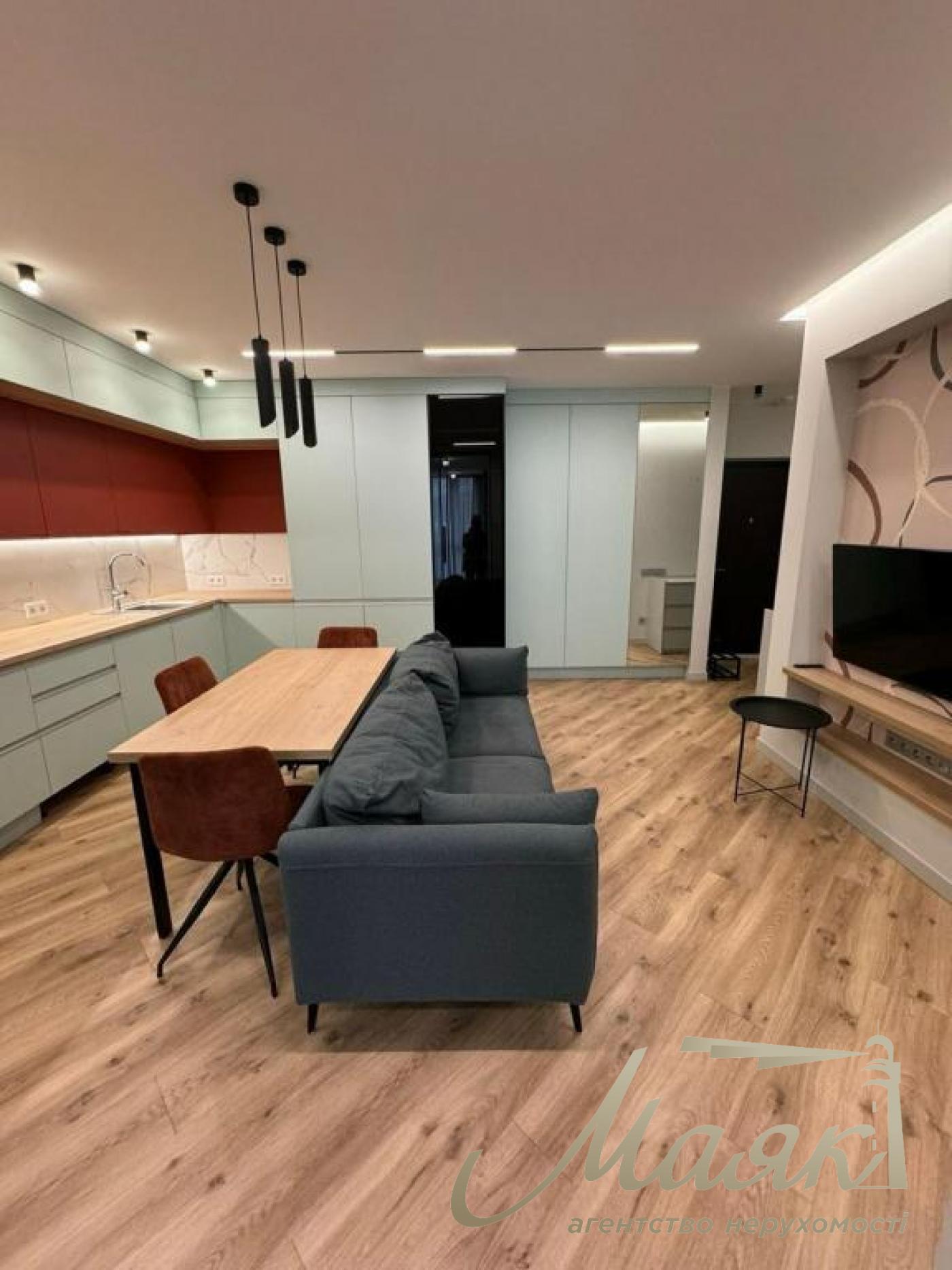 Оренда 4-х кімнатної квартири, 86 м2 ЖК Французький квартал 2 Маккейна Предславинська