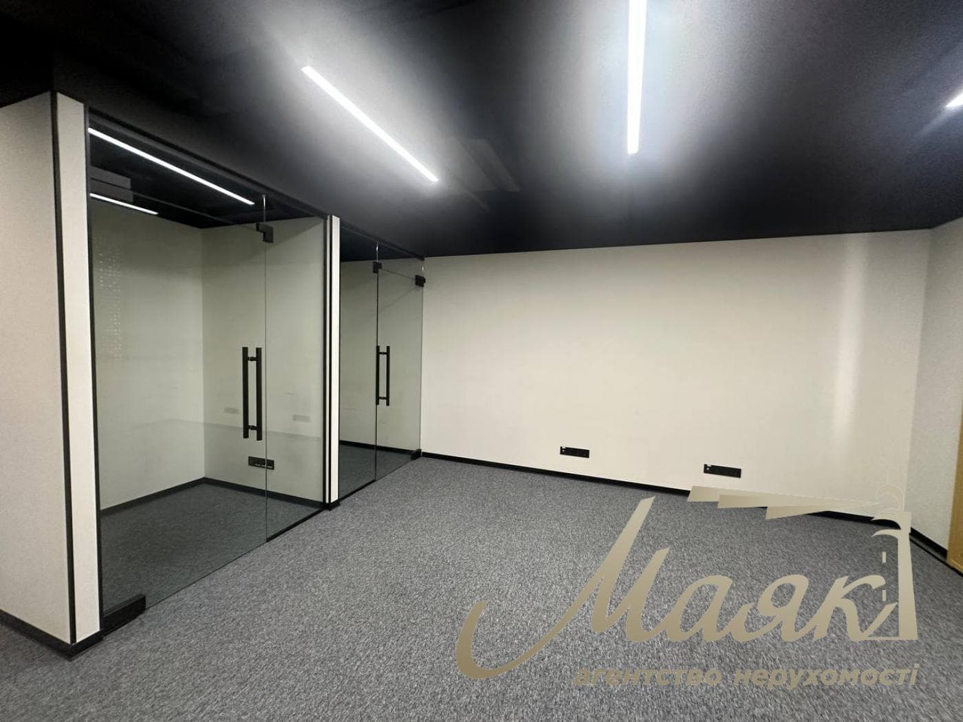 1,132 m² Office Space for Rent in the Business Center at 18/7 Almazova Street, Pechersk