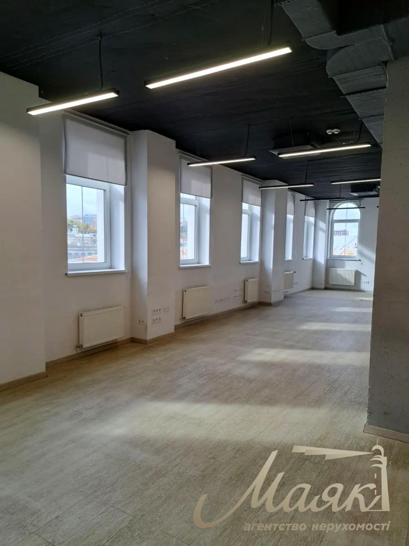 Оренда офісу 260м2 БЦ ILLINSKY вул. Іллінська 8, Поділ, Київ