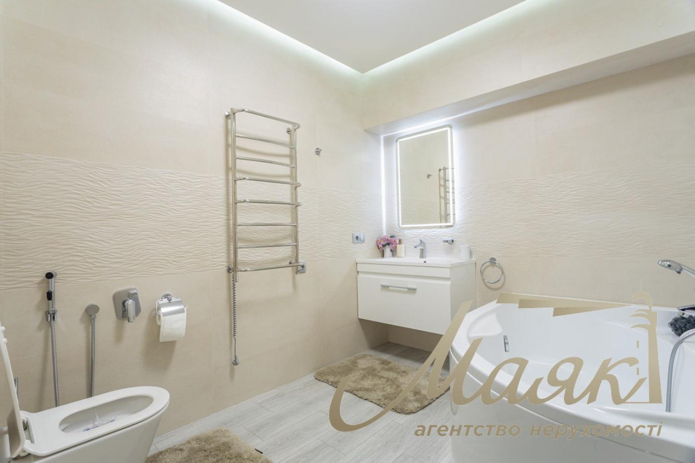 Продаж 3х-кімнатної квартири 108.3м2 вул. Коперника, Шевченківський район, Лук'янівка, Київ