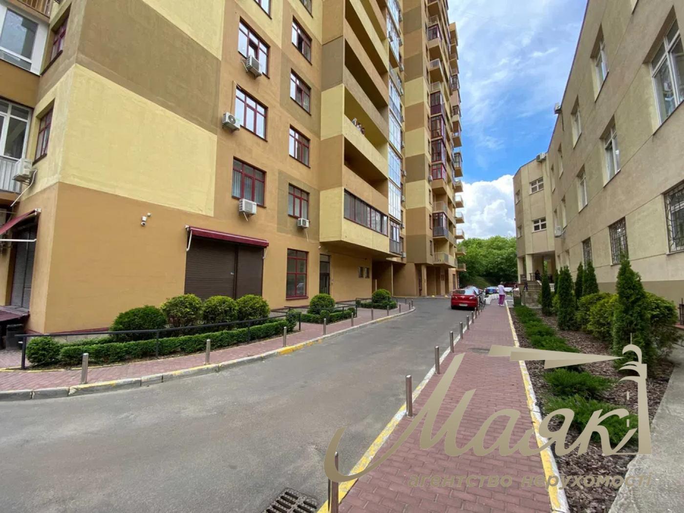 Оренда офісу 100м2, вул.Коновальця 36Е, Печерськ