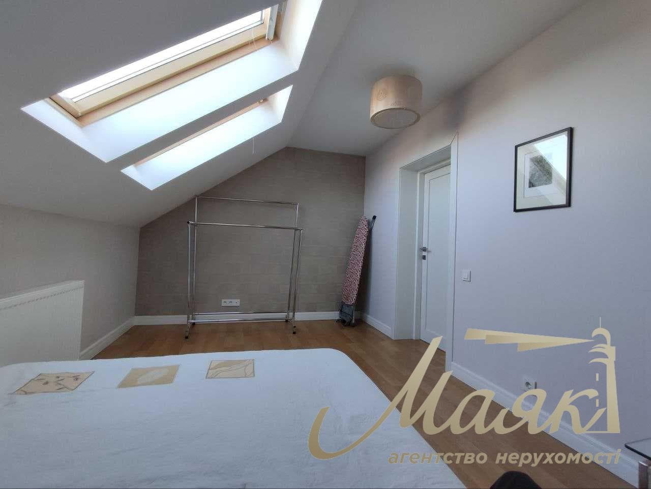 Оренда будинку площею 200 м² у КГ, неподалік від с. Нові Безрадичі, 10 соток, гараж, автономне опалення, Обухівський напрямок
