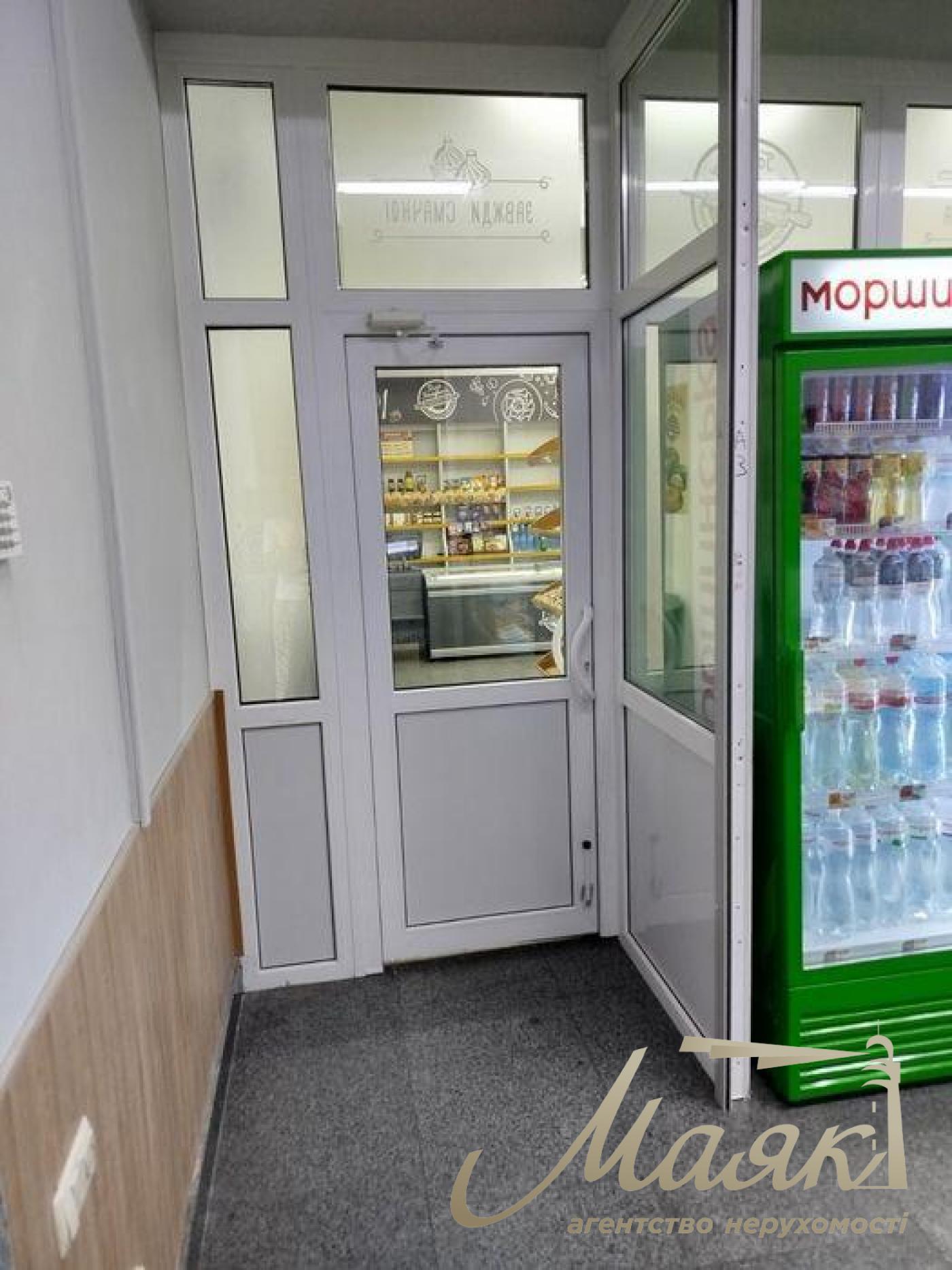 Rent commercial premises on the street Garmatnaya 55.