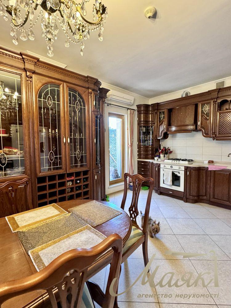 Продажа дома 350м2 в КГ «Золотые Ворота», с. Конча-Заспа/Козин, Обуховское направление