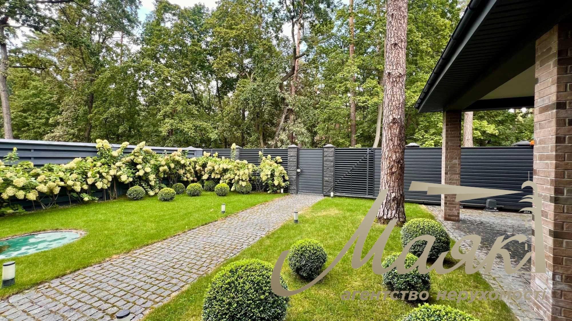 Продажа нового дома в невероятно живописном месте среди сосен, пгт Плюты, Киевская область, Обуховский район.