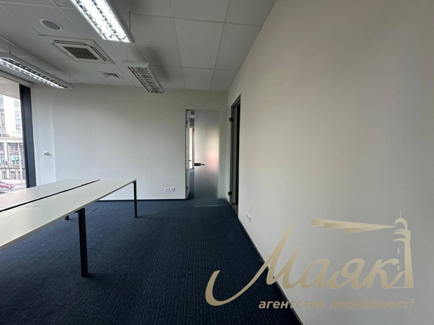 Аренда автономного офиса 962,1 м², ул. Антоновича, 118, Центр.