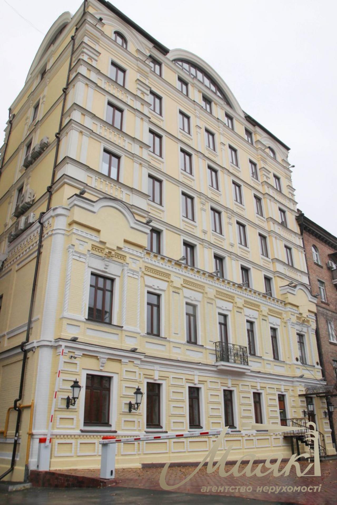 Sale of OSZ on Vladimirskaya st. 61b