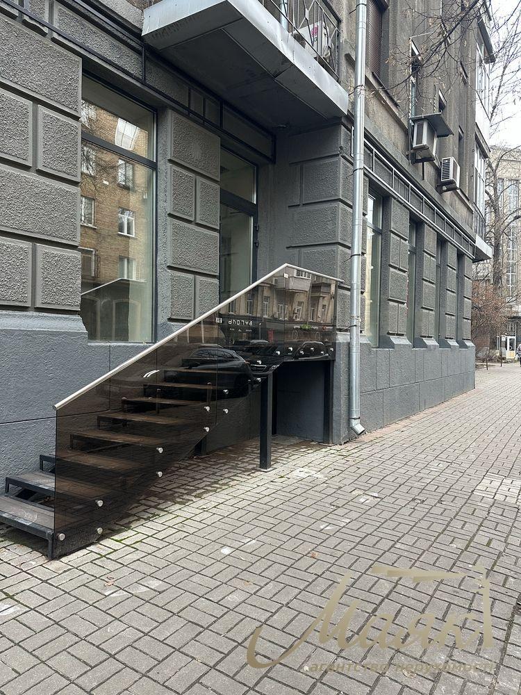 Sale facade 147m2, Institutskaya, Center