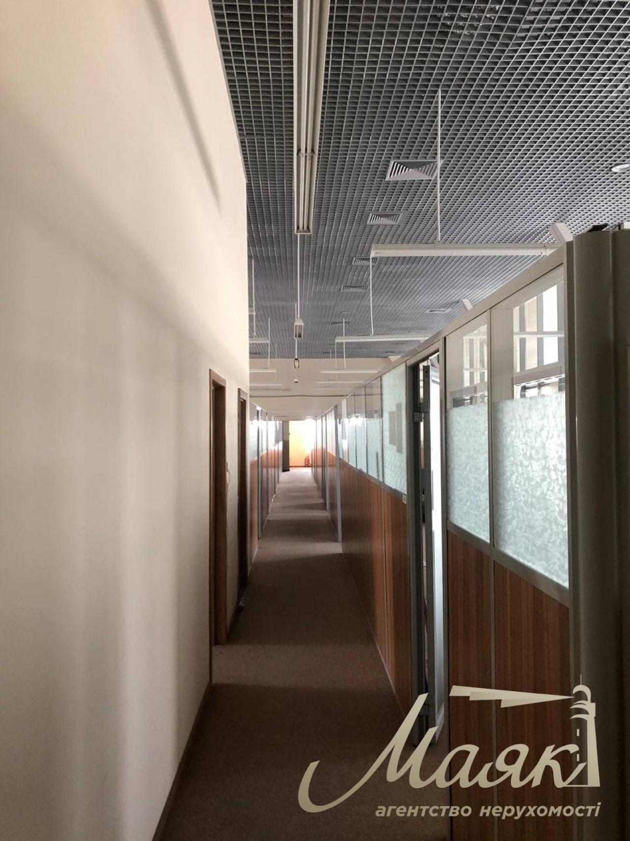 Office space for rent 550m2 on Stolichka street